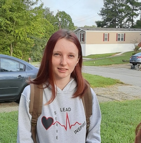 Meet your Posher, Sarah - Picture 1 of 1